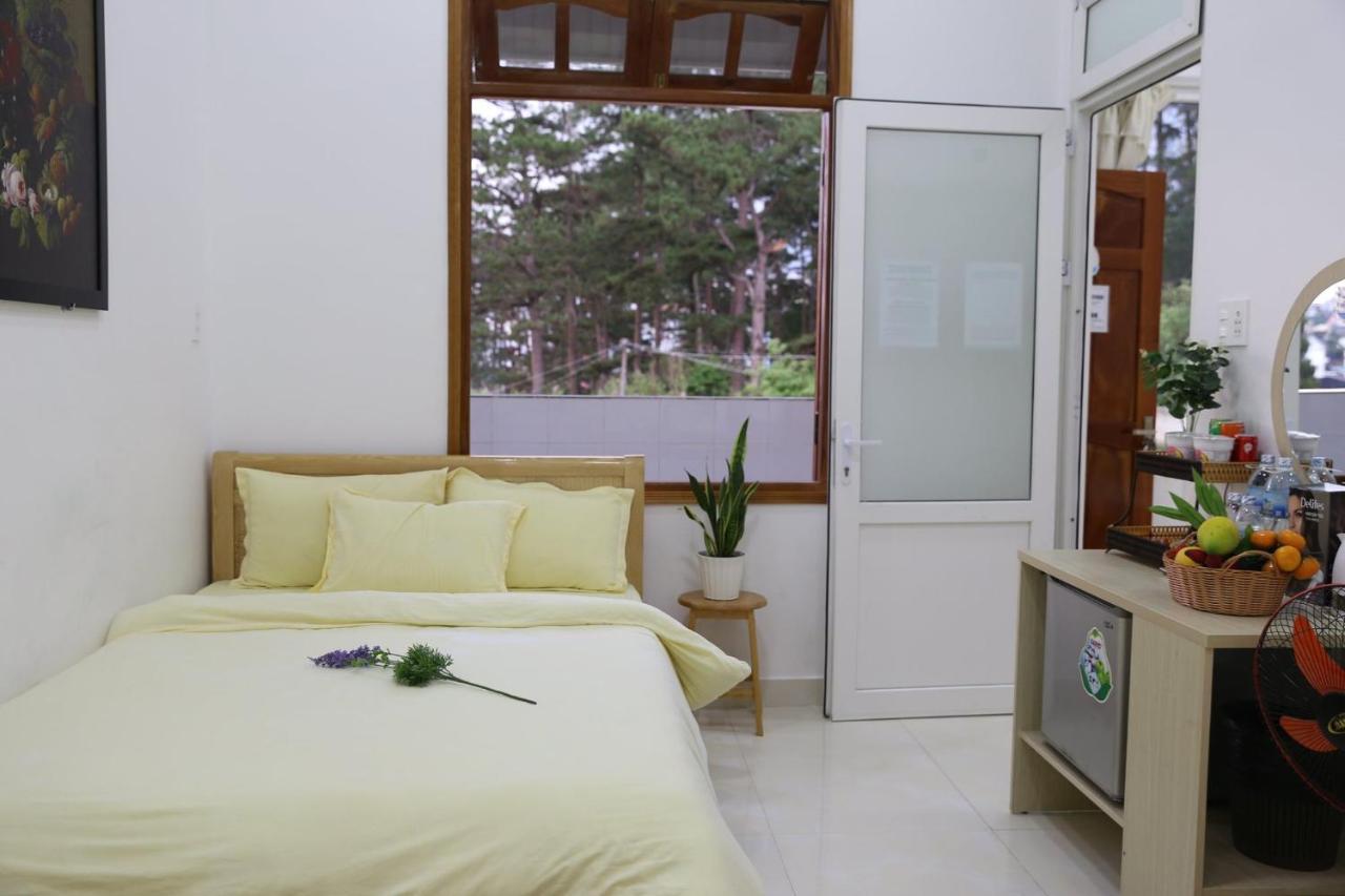 Strawberry Hotel Dalat Zewnętrze zdjęcie