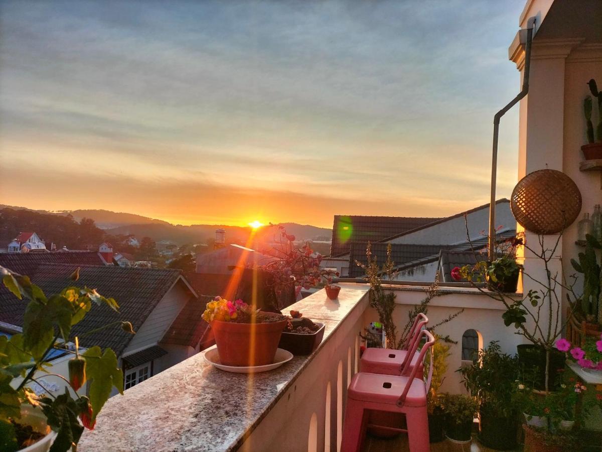 Strawberry Hotel Dalat Zewnętrze zdjęcie