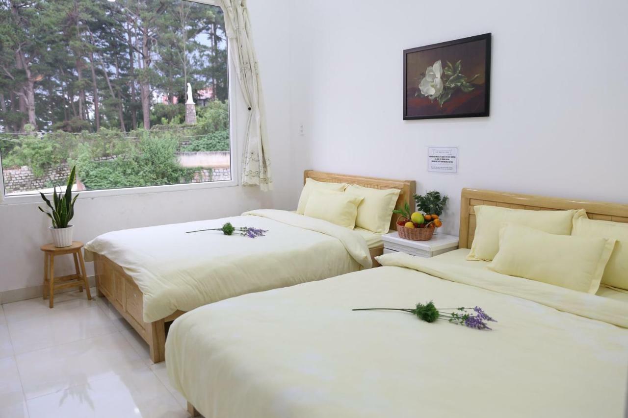 Strawberry Hotel Dalat Zewnętrze zdjęcie