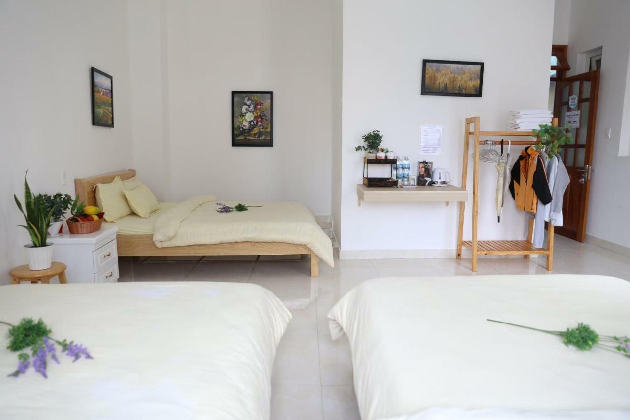 Strawberry Hotel Dalat Zewnętrze zdjęcie